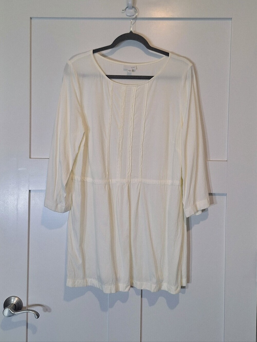 J. Jill Pintucked Pleated Front Boat Neck Cream Tunic Size XL 3/4 Sleeves